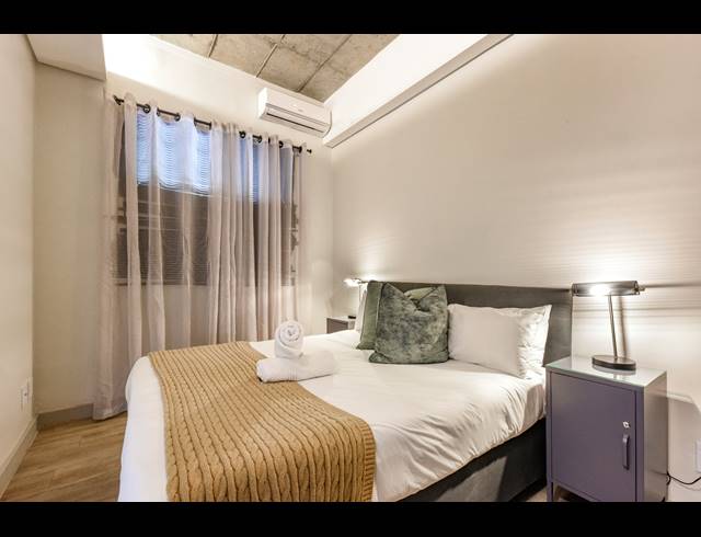 1 BEDROOM APARTMENT FOR SALE IN SANDOWN